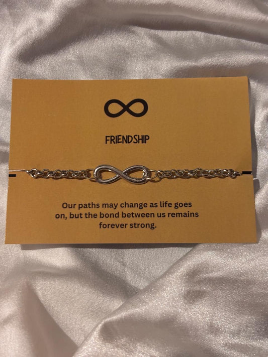 Auraa Infinity Bracelet